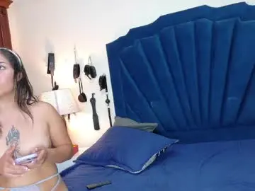 Chaturbate Sex Cam of roxyandaron2