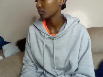 Chaturbate Live Sex Cam of baddie_bunnie