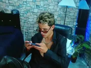 Chaturbate Nude Webcam of bastiaan_28