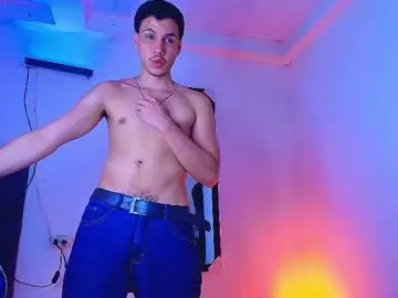 Chaturbate Best live sex cam show of marcus_hanks1