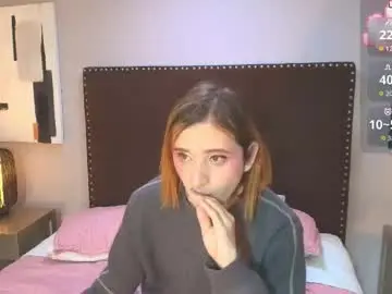 Chaturbate Live Porn of seraphine_star