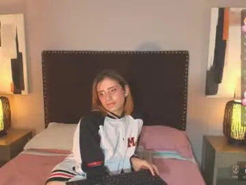 Chaturbate Free Live Porn of seraphine_star