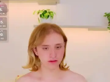 Chaturbate Live Sex Cam of seraphine_star