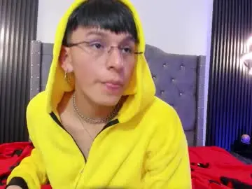 Chaturbate Live Sex Cam of alexander_collinss