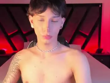 Chaturbate Adult Video Chat of andywiills