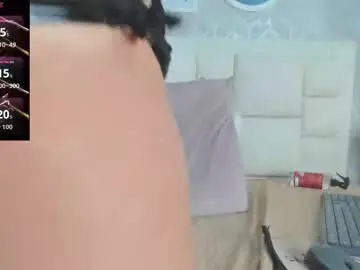 Chaturbate Live Sex Cam of laura_rouse7