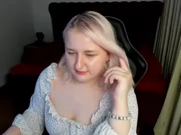 Chaturbate Adult Video Chat of lioraardyn