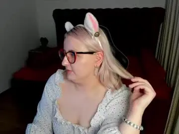 Chaturbate Best live sex cam show of lioraardyn