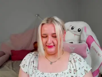 Chaturbate Adult Webcams of lioraardyn