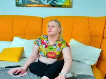 Chaturbate Sex Chat of lioraardyn