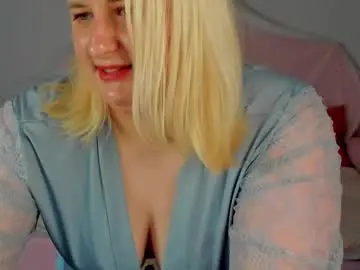Chaturbate Live Sex Cam of lioraardyn