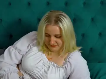 Chaturbate Adult Video Chat of lioraardyn