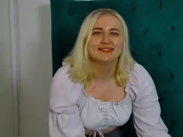Chaturbate Sex Chat of lioraardyn