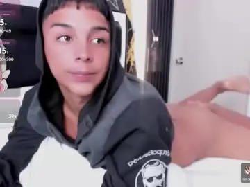 Chaturbate Live Sex Cam of seductivo_jr