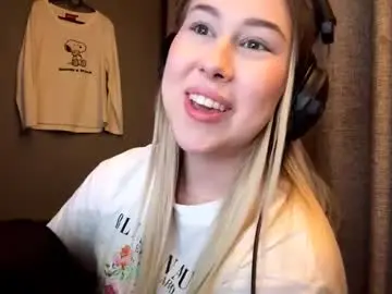 Chaturbate Live Sex of yolondaillovsky