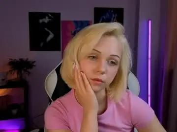 Chaturbate Live Sex Cam of elenamonroe_