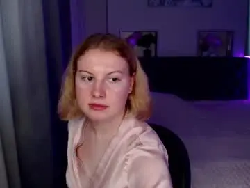 Chaturbate Best live sex cam show of kriseuphoria
