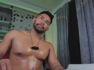 Chaturbate Watch Live Sex Cams of ryanboy30