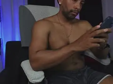 Chaturbate Adult Webcam of ryanboy30
