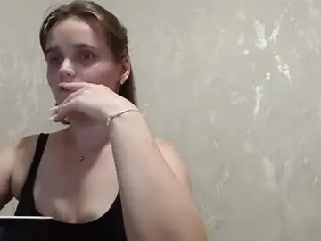 Chaturbate Watch Live Sex Cams of sweat_lili