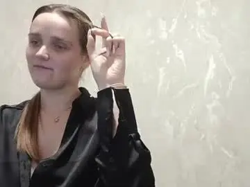 Chaturbate Adult Webcams of sweat_lili