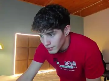 Chaturbate Watch Live Sex Cams of alejootwink