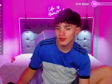 Chaturbate Live Porn of alejootwink