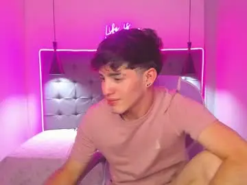Chaturbate Adult Webcams of alejootwink
