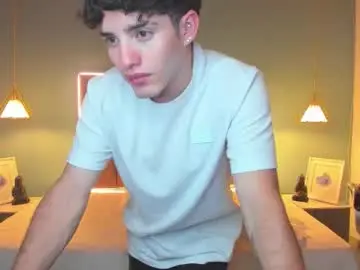 Chaturbate Watch Live Sex Cams of alejootwink