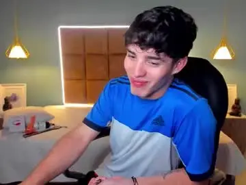 Chaturbate Adult Video Chat of alejootwink