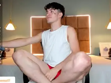 Chaturbate Live Sex Cam of alejootwink