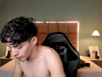 Chaturbate Best Webcam of alejootwink