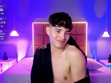 Chaturbate Best live sex cam show of alejootwink