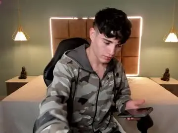 Chaturbate Live Sex of alejootwink