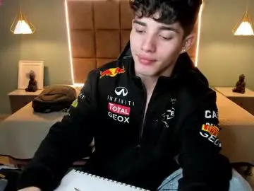 Chaturbate Free Live Porn of alejootwink