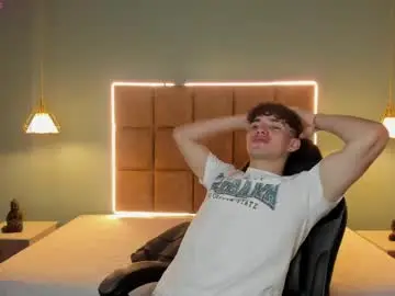 Chaturbate Free Live Porn of alejootwink