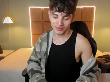 Chaturbate Nude Webcam of alejootwink