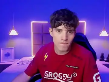 Chaturbate Nude Webcam of alejootwink