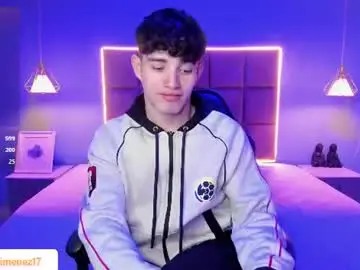 Chaturbate Live Sex Cam of alejootwink