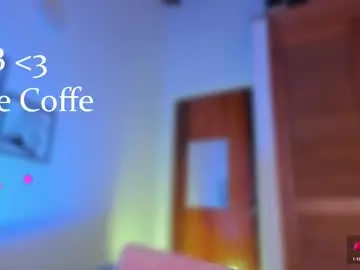 Chaturbate Adult Webcams of aylinnzambrano_