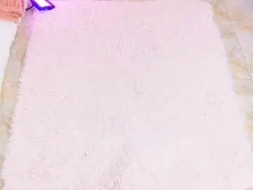Chaturbate Live Sex Cam of i_amlilithx