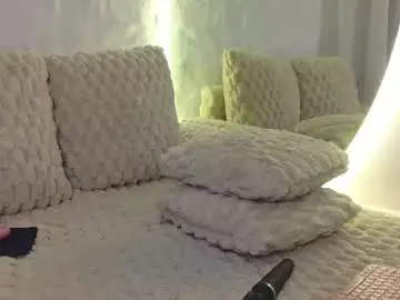 Chaturbate Adult Video Chat of monique_a