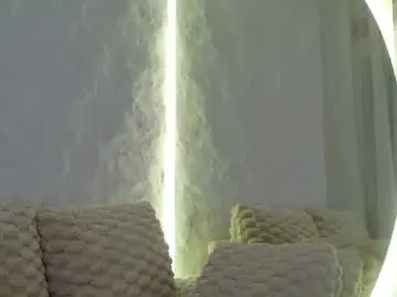 Chaturbate Free Live Porn of monique_a