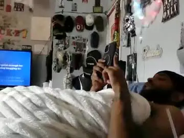 Chaturbate Live Sex Cam of papian0