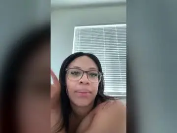 Chaturbate Live Sex of yourgirlyhazel