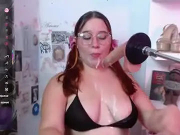 Chaturbate Free Porn Cam of yourpretty_chloe