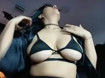 Chaturbate Nude Webcam of alexhoe_