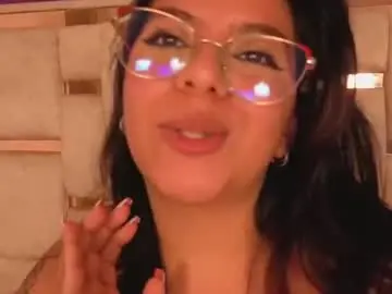 Chaturbate Sex Chat of emilyy_cooperr