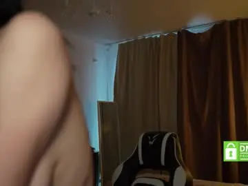 Chaturbate Watch Live Sex Cams of linda_warners