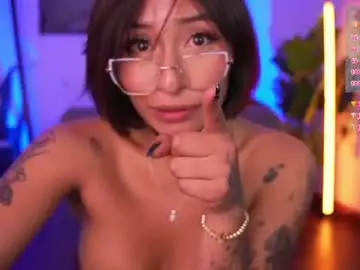 Chaturbate Live Sex Cam of annie_couper